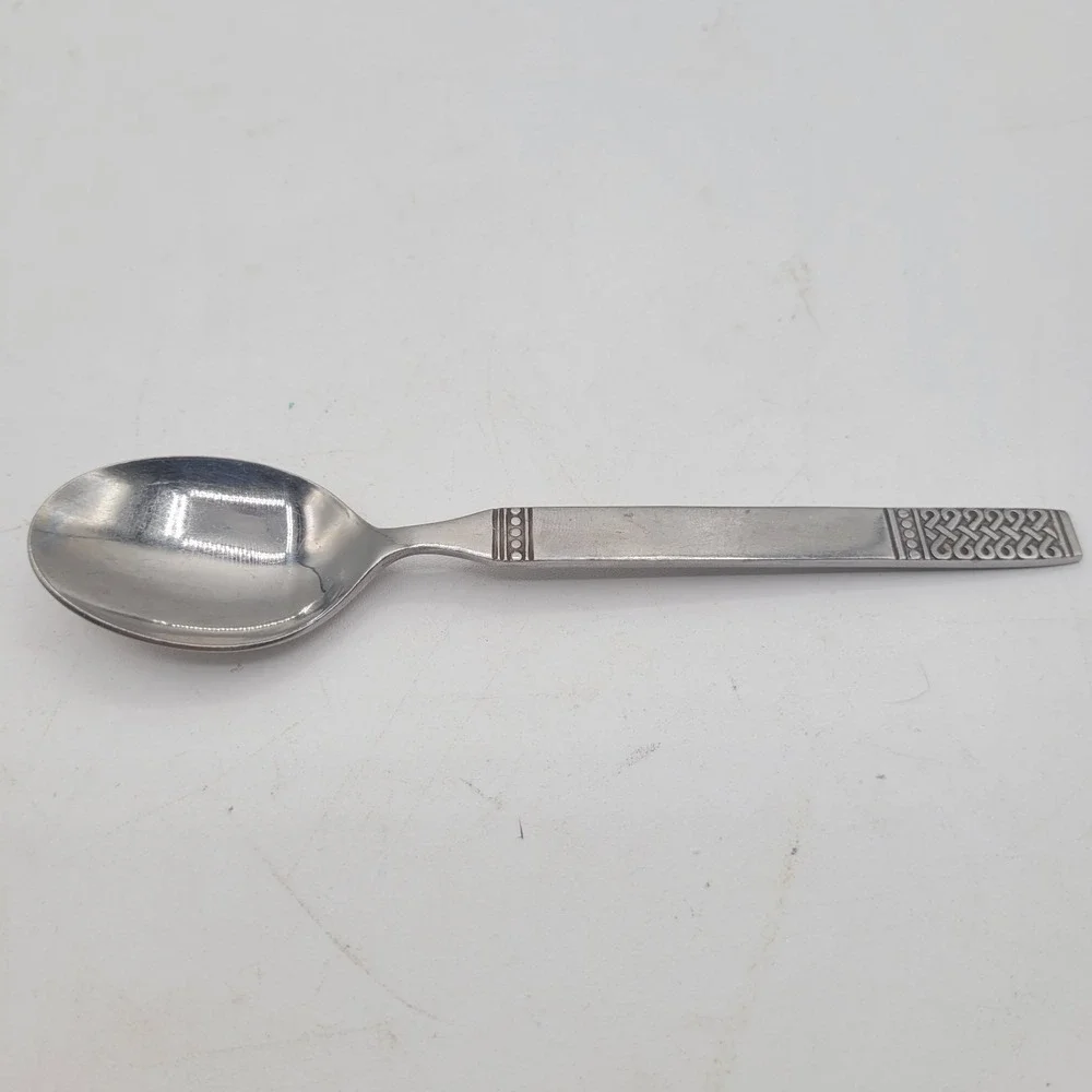 VTG Danika Stainless MSI Japan Celtic‎ Knot Teaspoon Spoon 6- 1/4